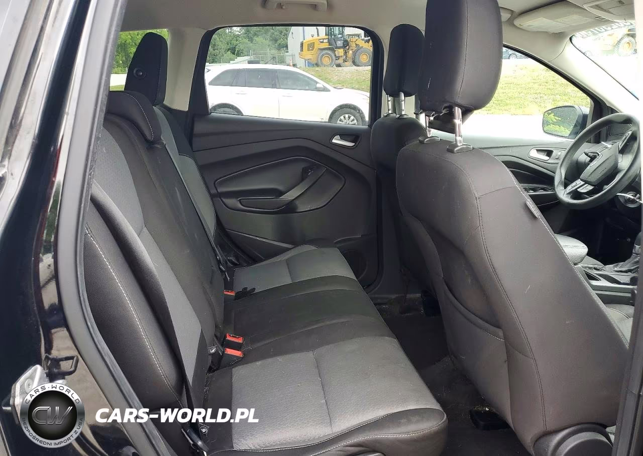 2018 Ford Escape Se VIN:1FMCU9GD5JUB63649 - 10
