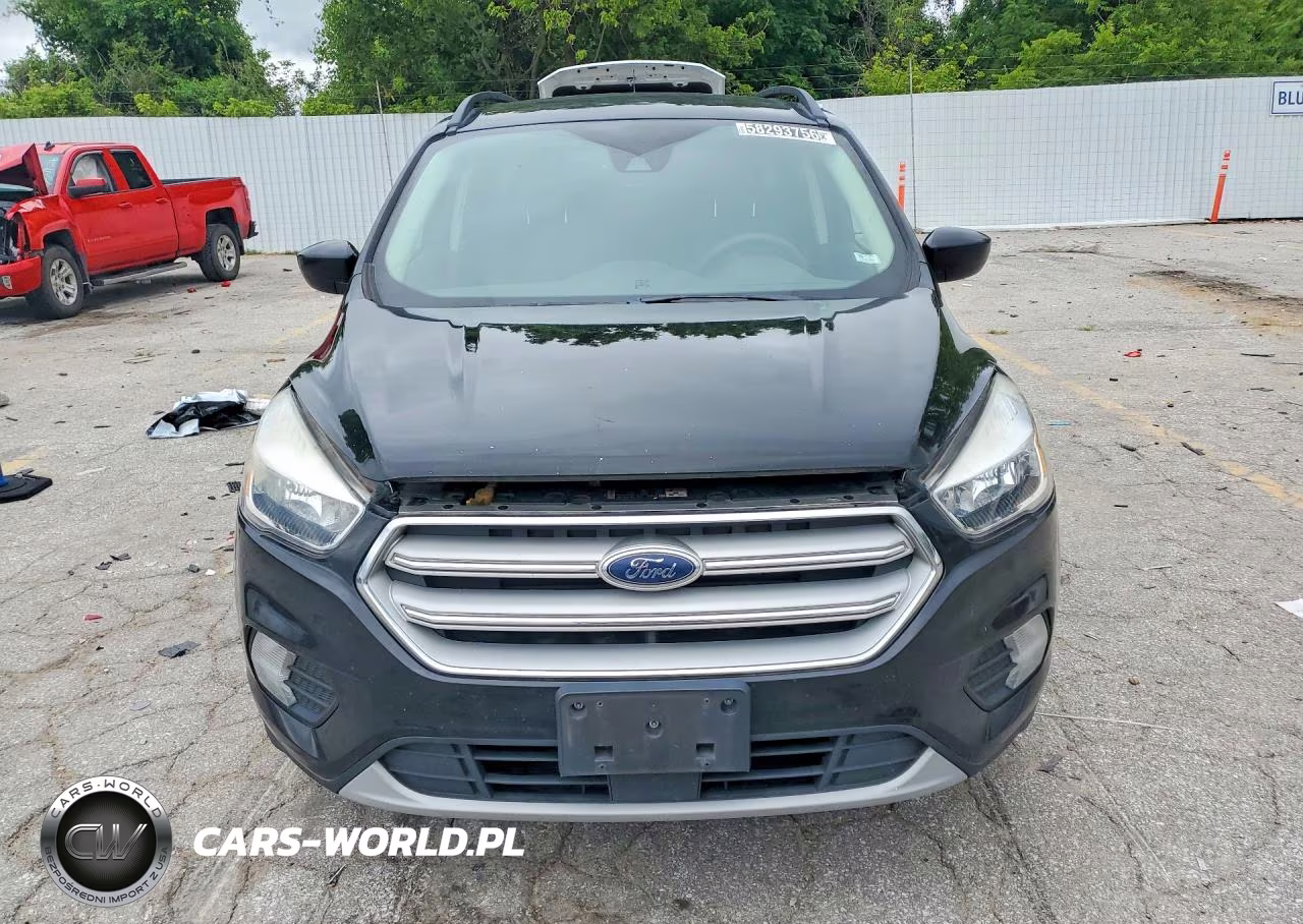 2018 Ford Escape Se VIN:1FMCU9GD5JUB63649 - 5