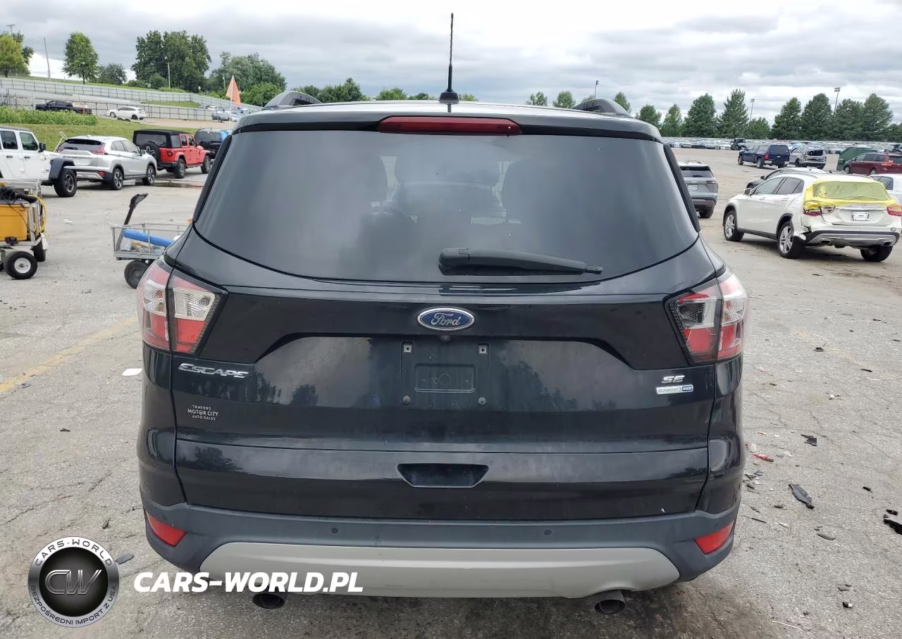 2018 Ford Escape Se VIN:1FMCU9GD5JUB63649 - 6