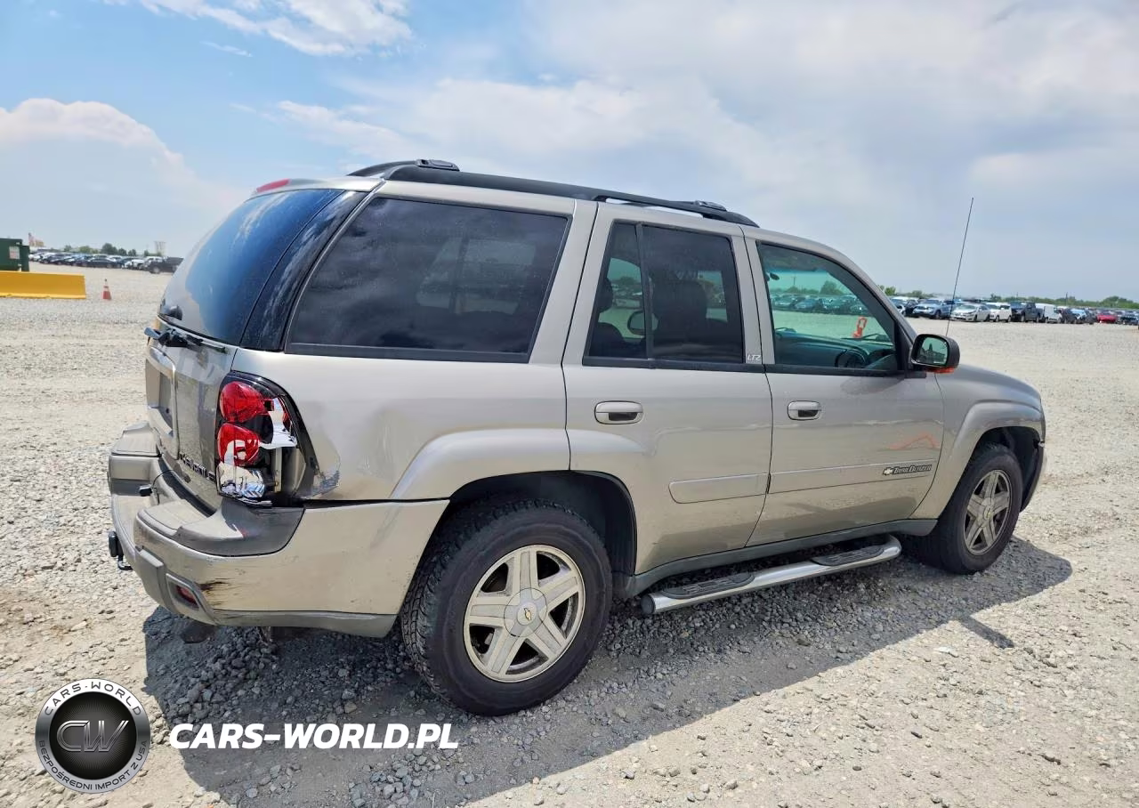 2002 Chevrolet Trailblazer VIN:1GNDT13S722476045 - 3