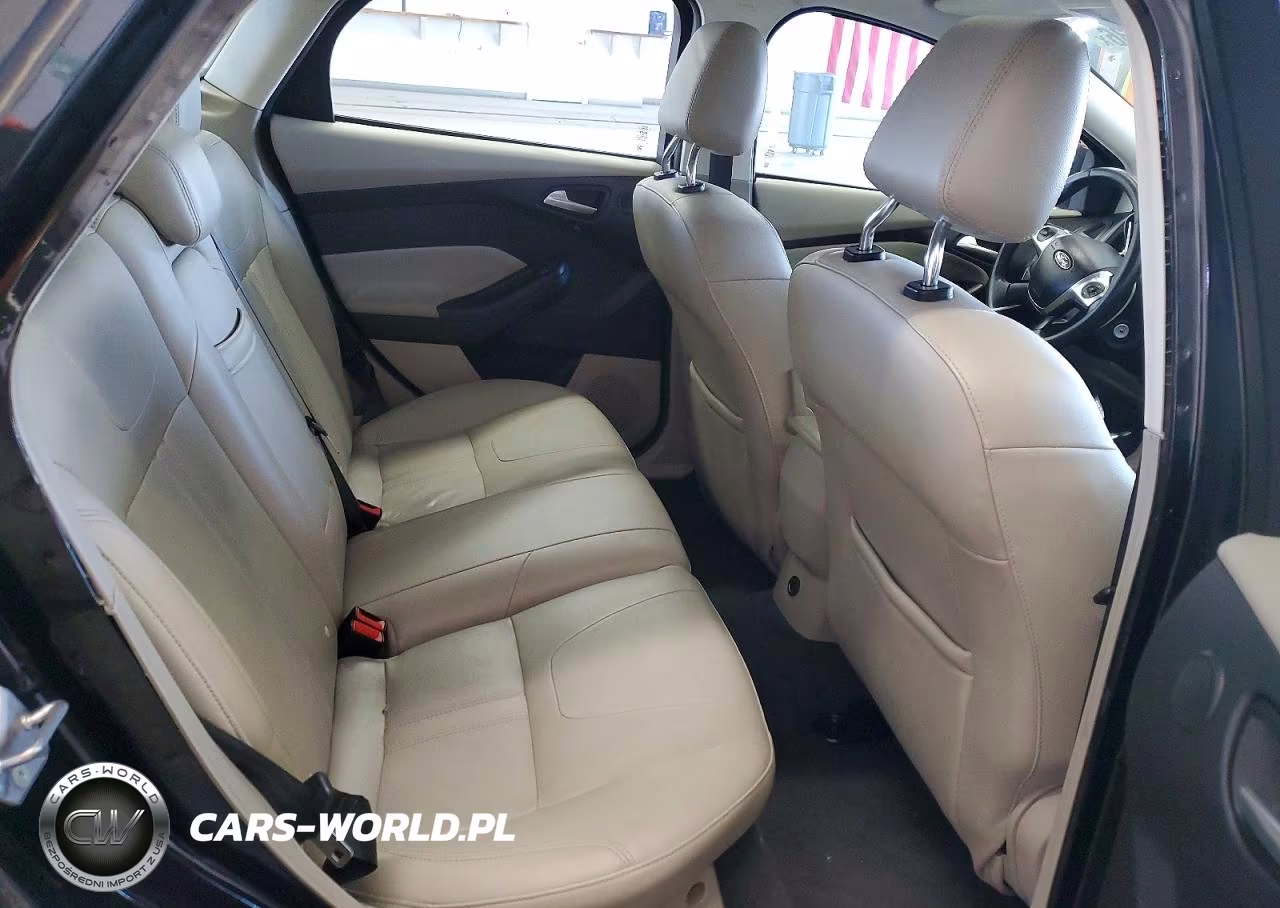 2012 Ford Focus Sel VIN:1FAHP3H29CL105179 - 10