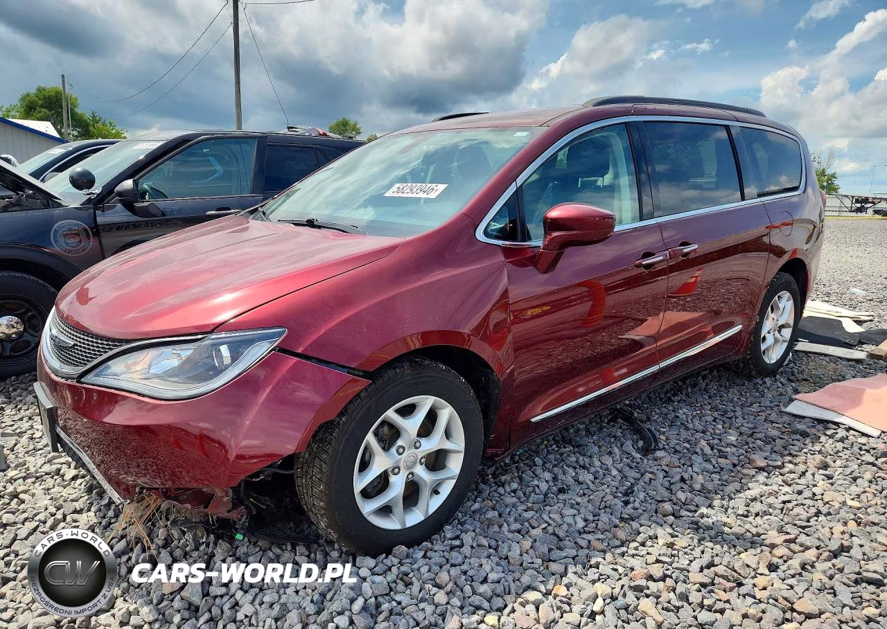 2017 Chrysler Pacifica Touring L