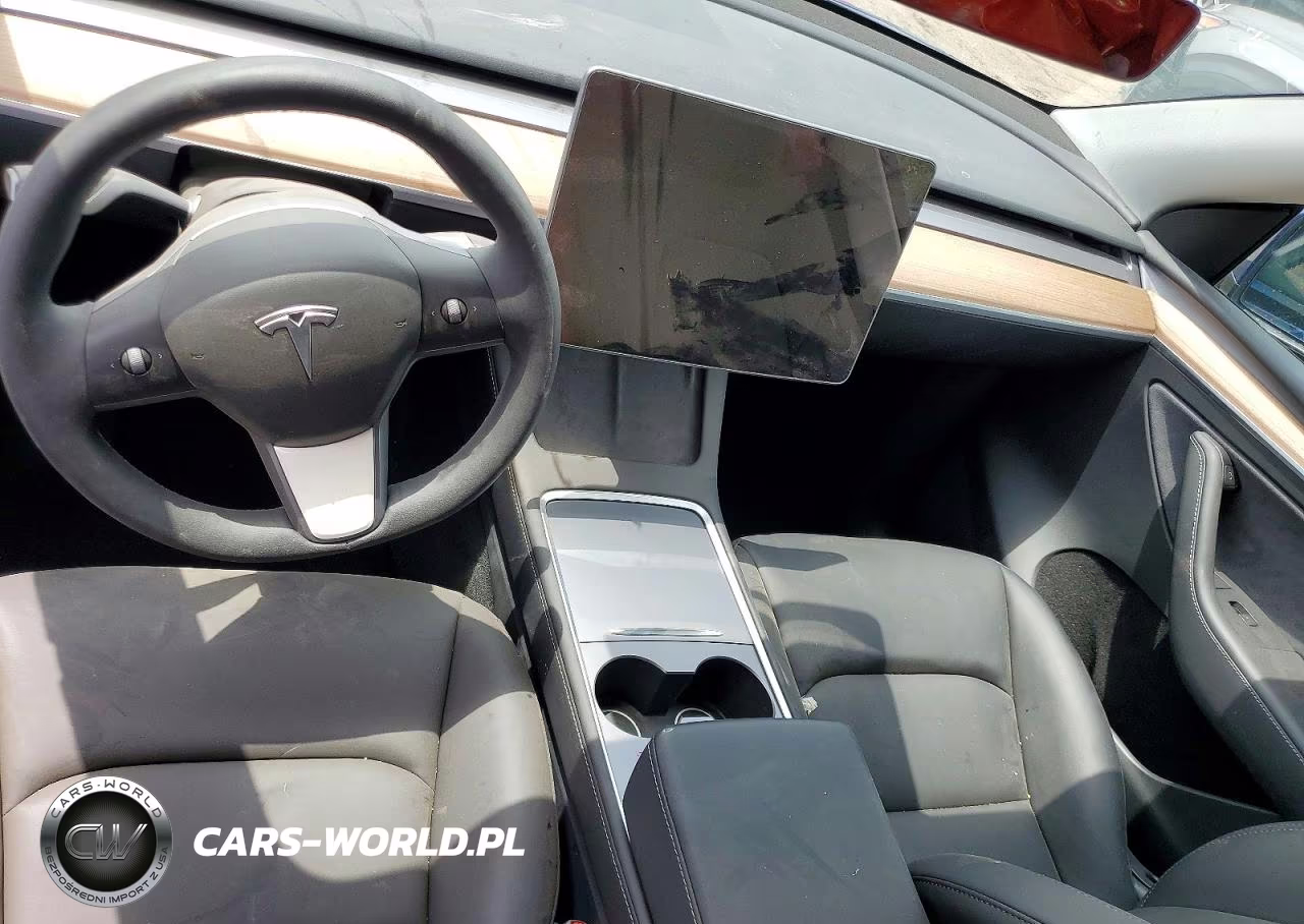 2024 Tesla Model Y VIN:7SAYGDEE2RF983601 - 8