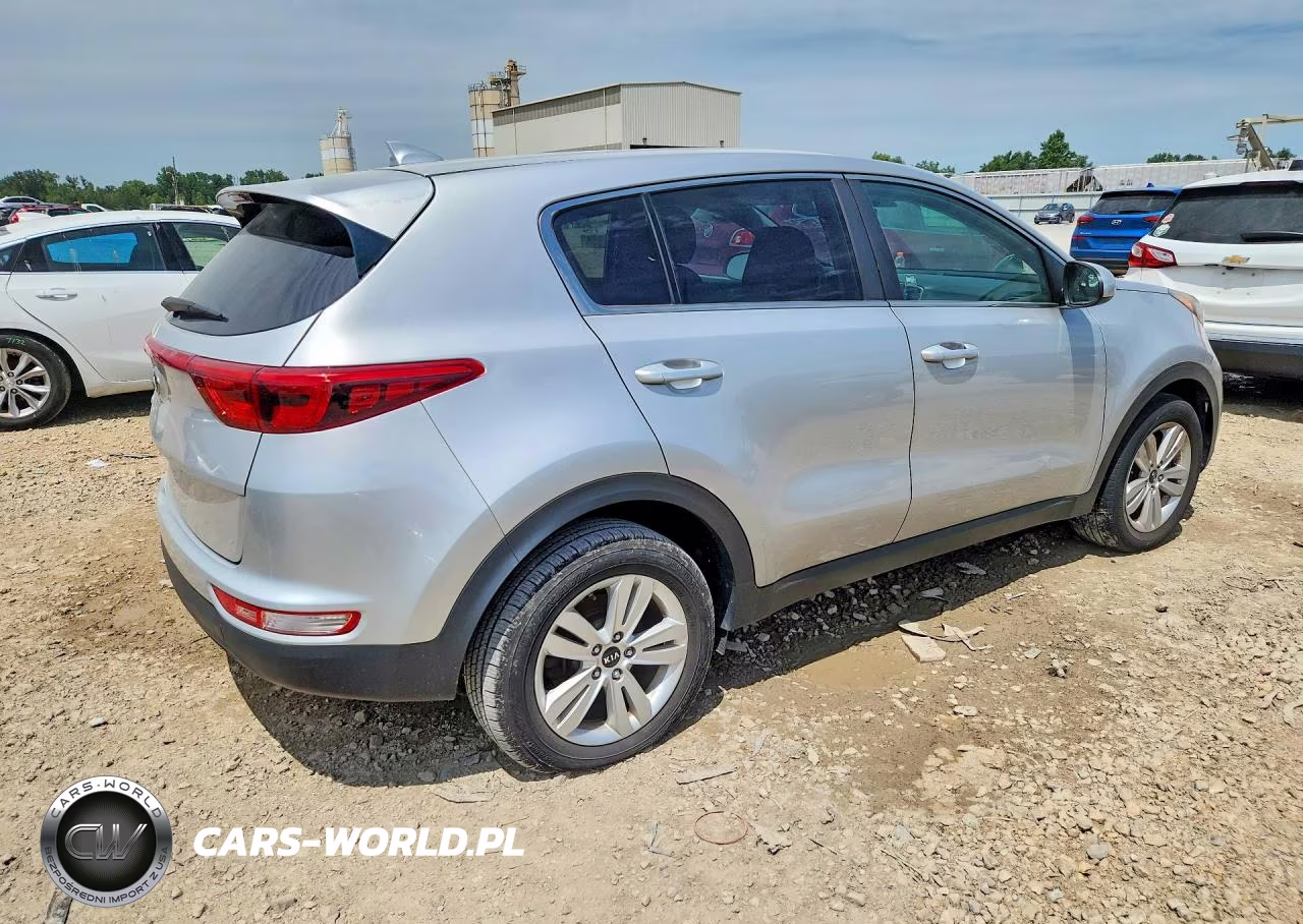 2019 Kia Sportage Lx VIN:KNDPM3AC3K7562045 - 3
