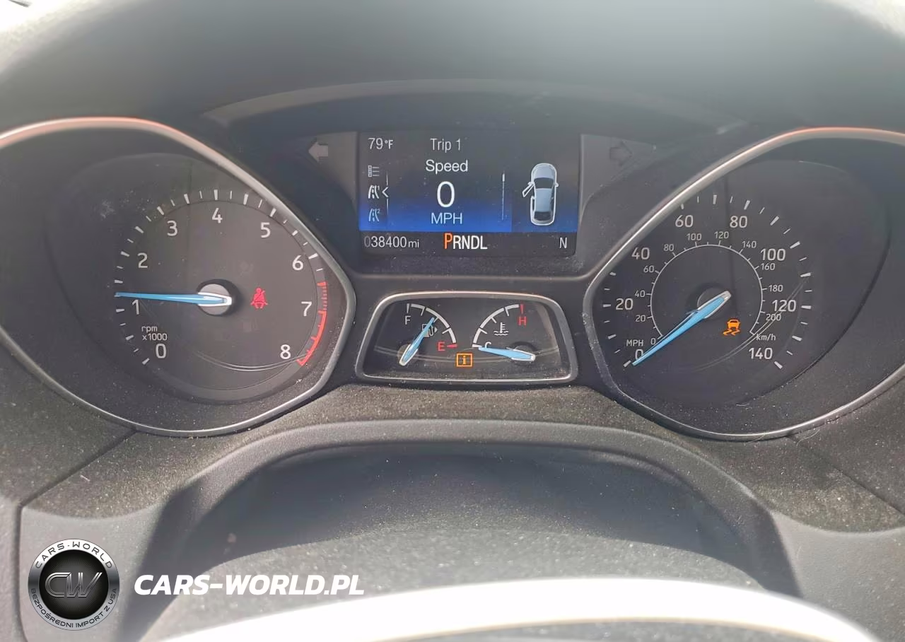 2018 Ford Focus Se VIN:1FADP3F25JL213779 - 9