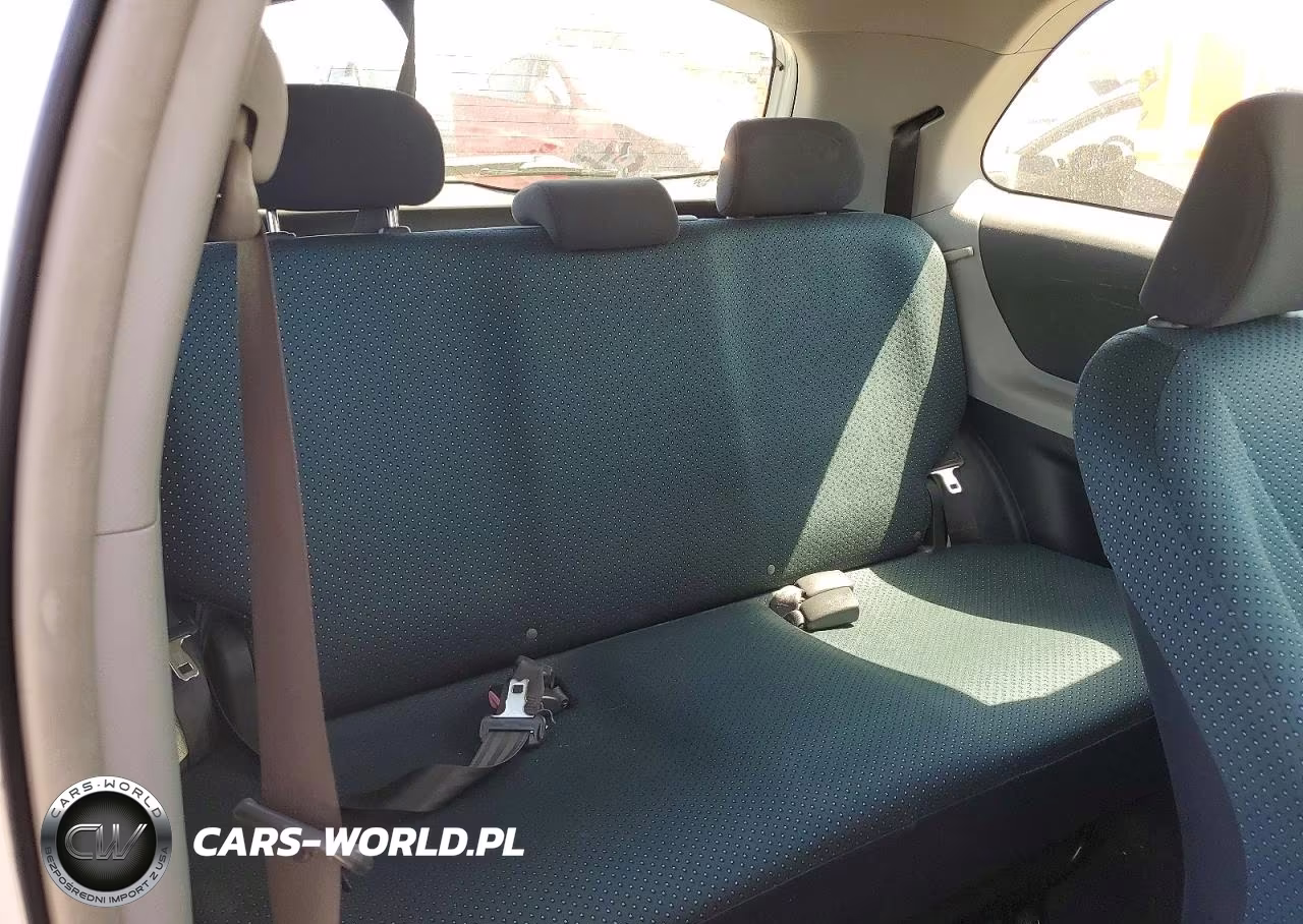 2007 Toyota Yaris Base VIN:JTDJT923275094676 - 10
