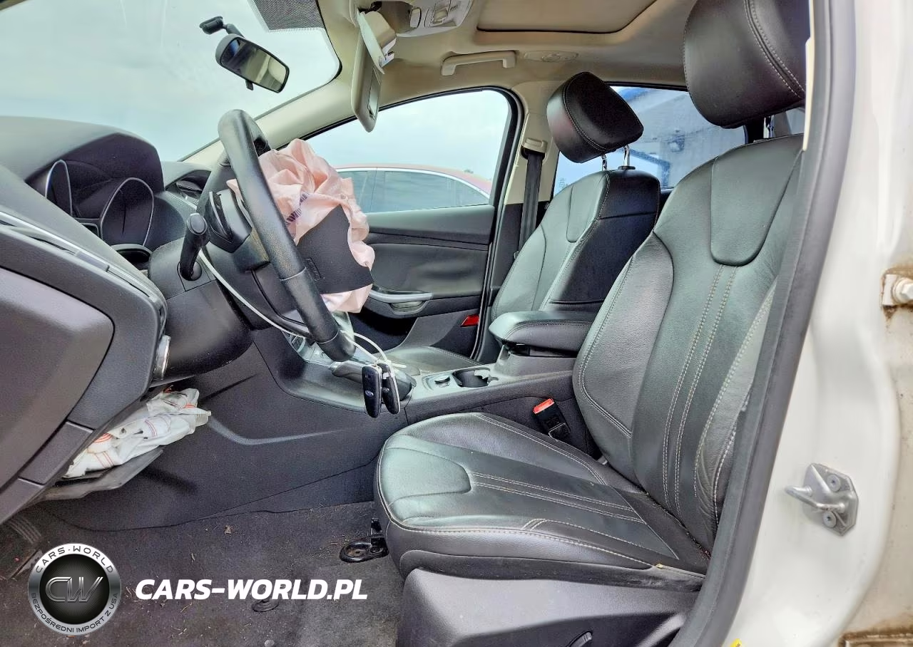 2014 Ford Focus Titanium VIN:1FADP3J25EL292027 - 7