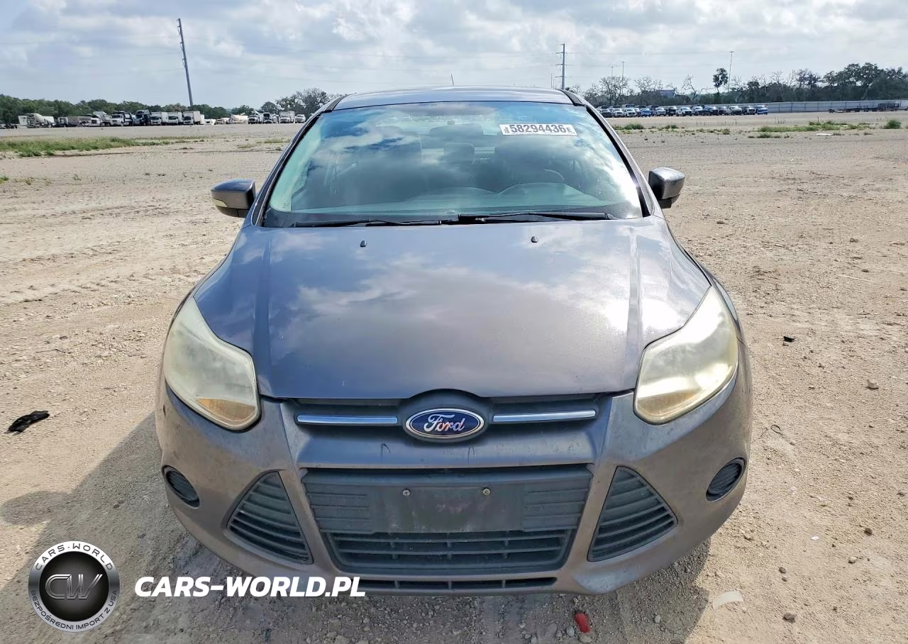 2014 Ford Focus VIN:1FADP3F2XEL124568 - 5