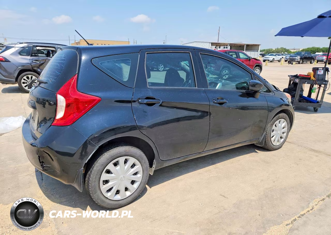 2015 Nissan Versa Note S VIN:3N1CE2CP7FL351733 - 3