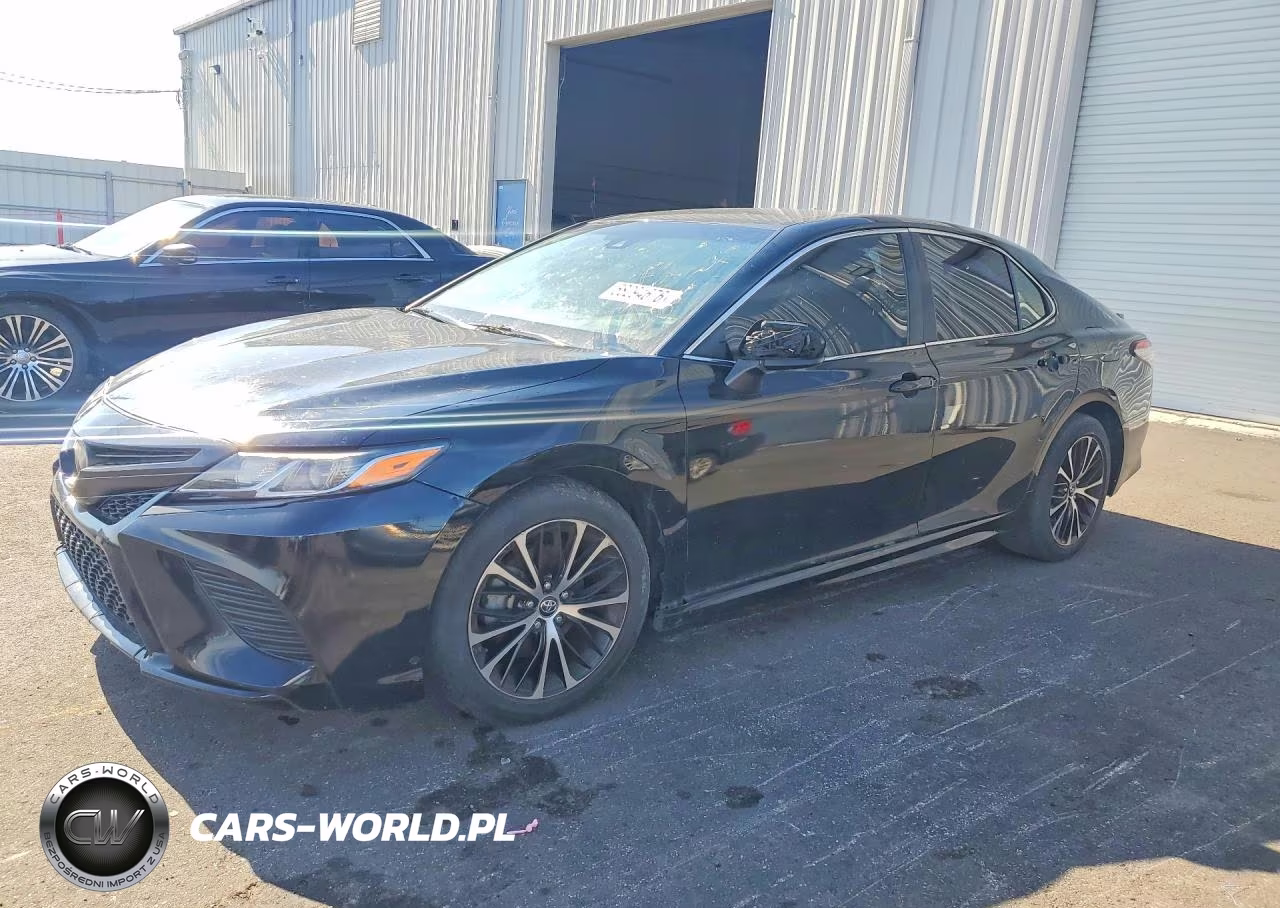 2019 Toyota Camry Se – zdjęcie 1 z 12