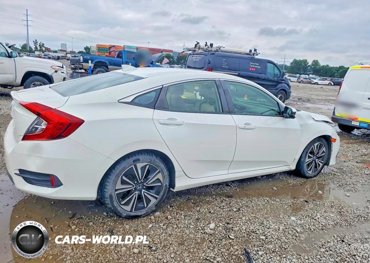 2018 Honda Civic Ex VIN:JHMFC1F3XJX022569 - 3