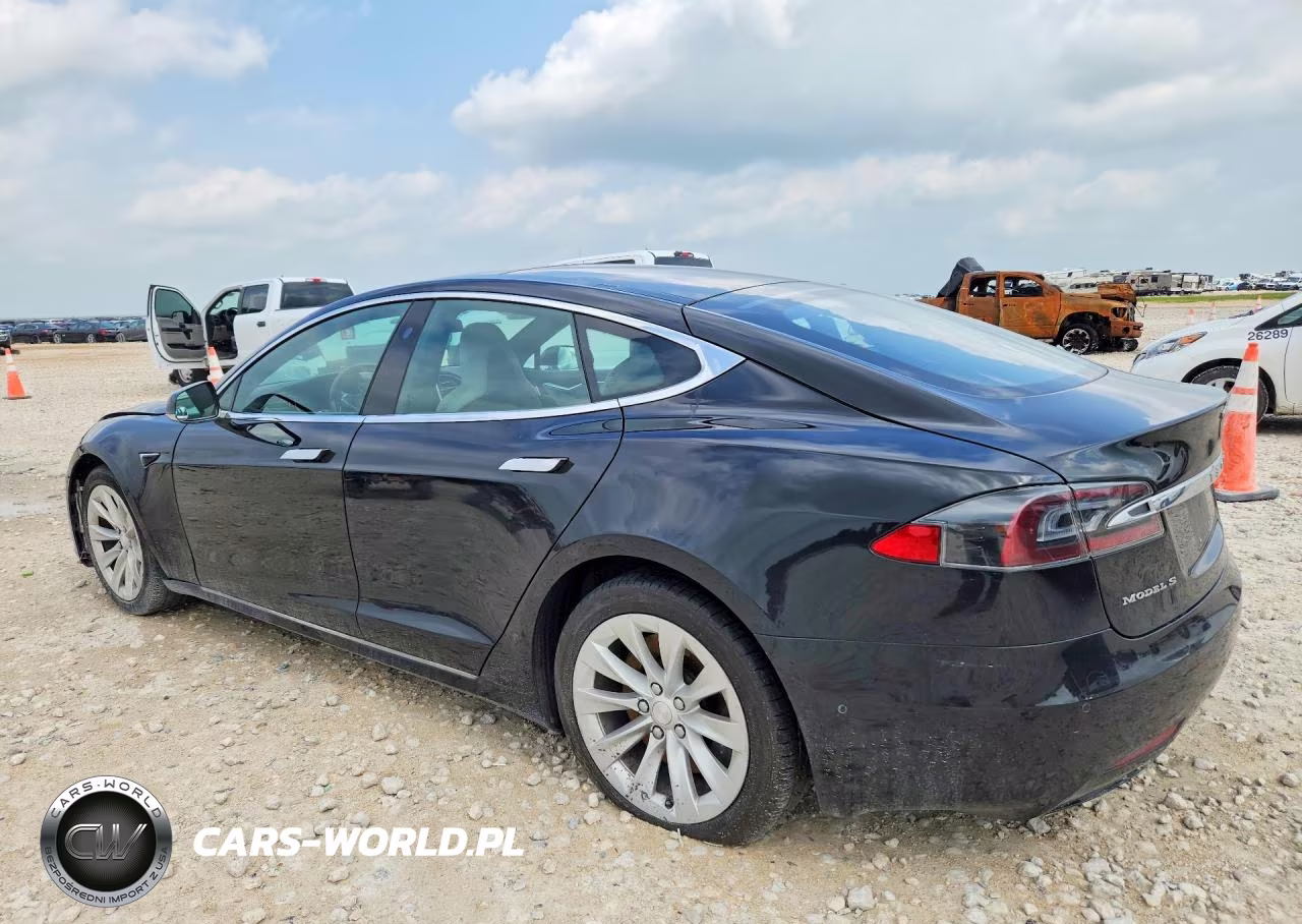 2016 Tesla Model S VIN:5YJSA1E1XGF174716 - 2