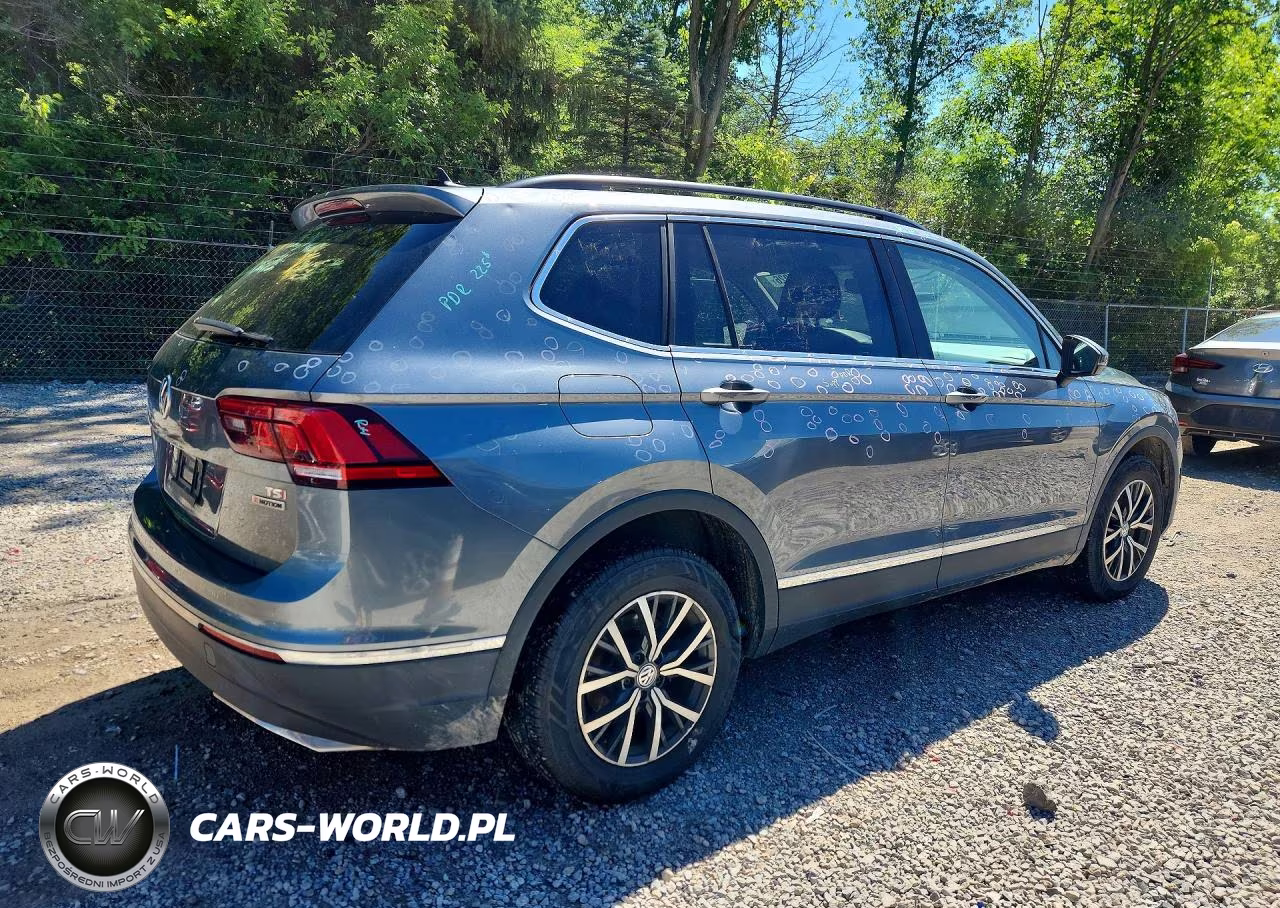 2018 Volkswagen Tiguan Se VIN:3VV2B7AX2JM200479 - 3