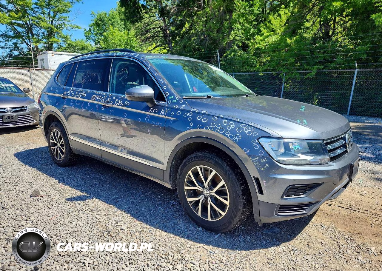 2018 Volkswagen Tiguan Se VIN:3VV2B7AX2JM200479 - 4