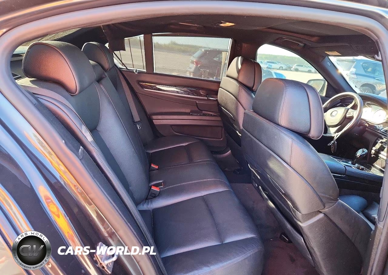 2011 BMW 740 I VIN:WBAKA4C57BC392333 - 10
