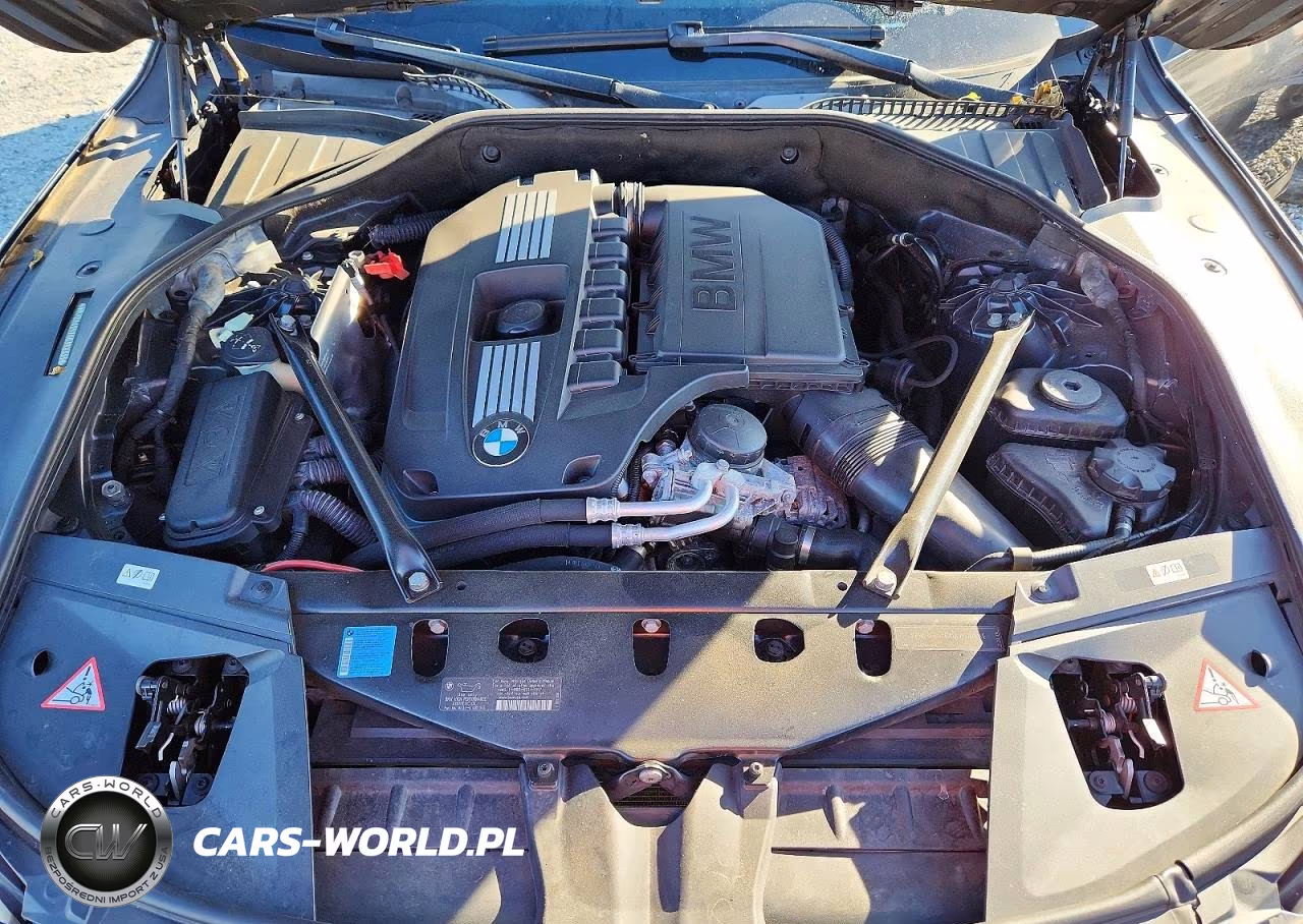 2011 BMW 740 I VIN:WBAKA4C57BC392333 - 11
