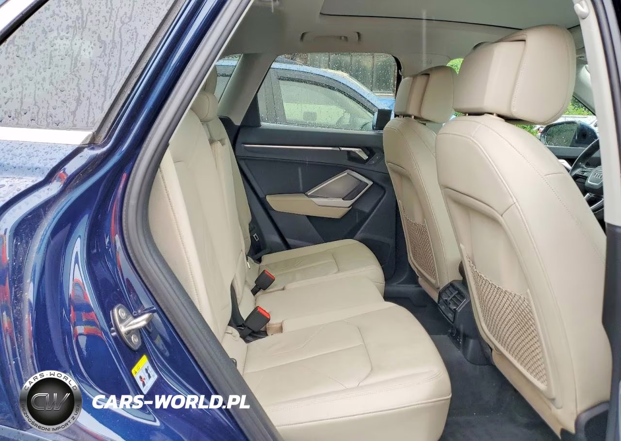 2020 Audi Q3 Premium Plus VIN:WA1BECF31L1113882 - 11