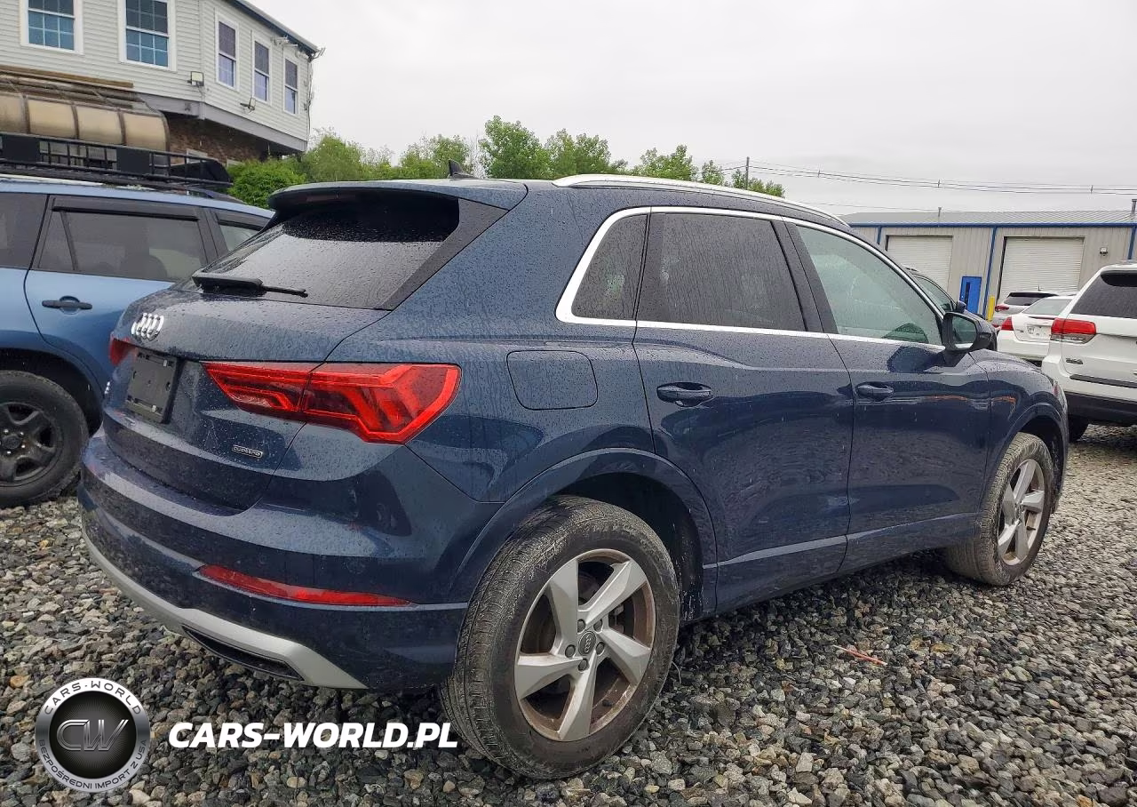 2020 Audi Q3 Premium Plus VIN:WA1BECF31L1113882 - 3
