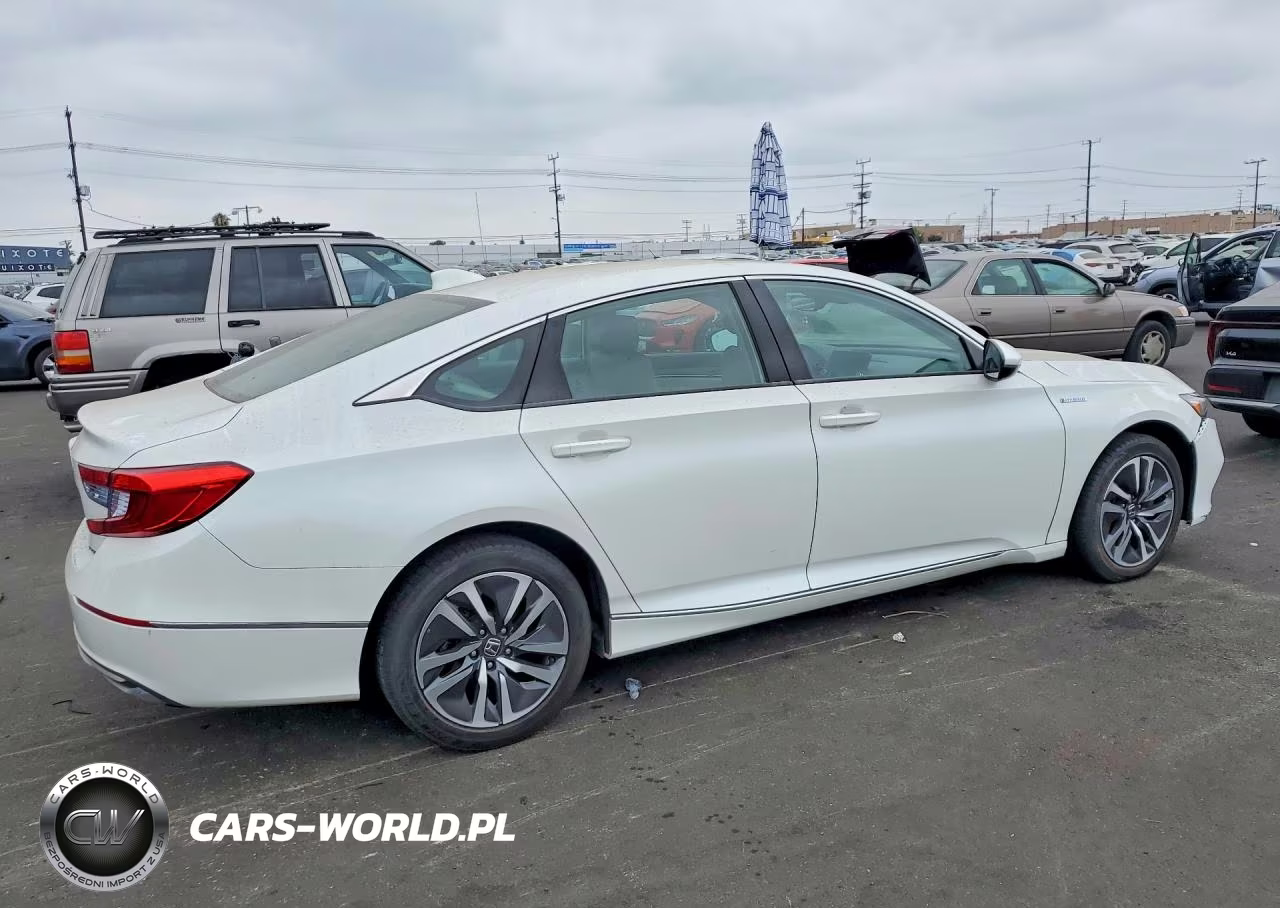 2018 Honda Accord Hybrid Exl VIN:1HGCV3F53JA005578 - 3