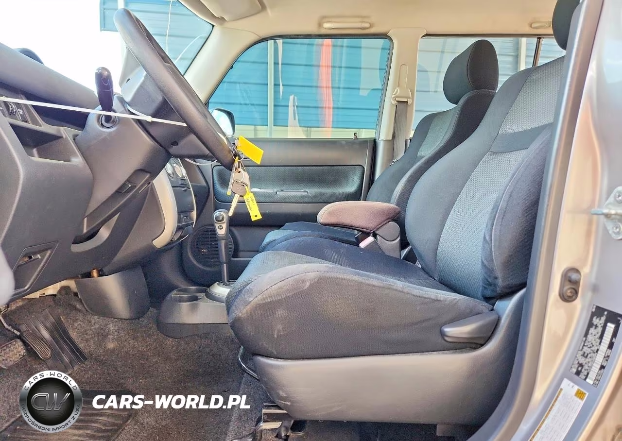 2006 Toyota Scion Xb VIN:JTLKT324X64088899 - 7