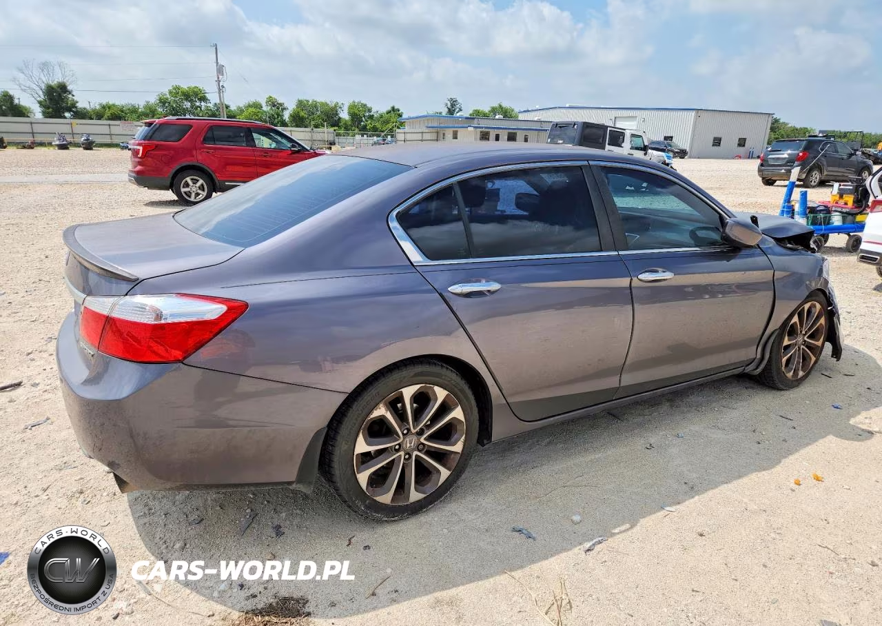 2015 Honda Accord Sport VIN:1HGCR2F5XFA121267 - 3