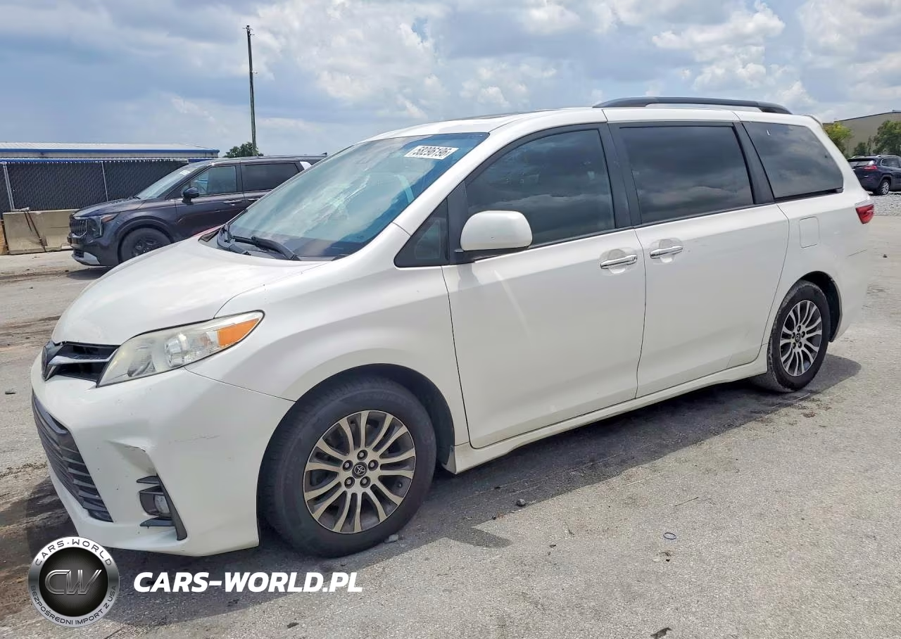 2019 Toyota Sienna Xle 8-Passenger