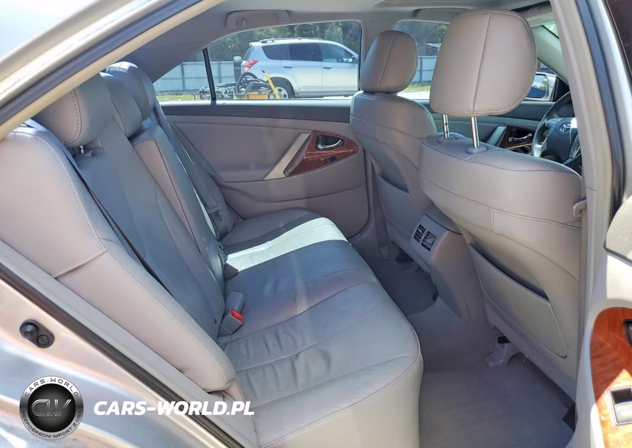 2010 Toyota Camry Xle VIN:4T4BF3EK9AR030452 - 10