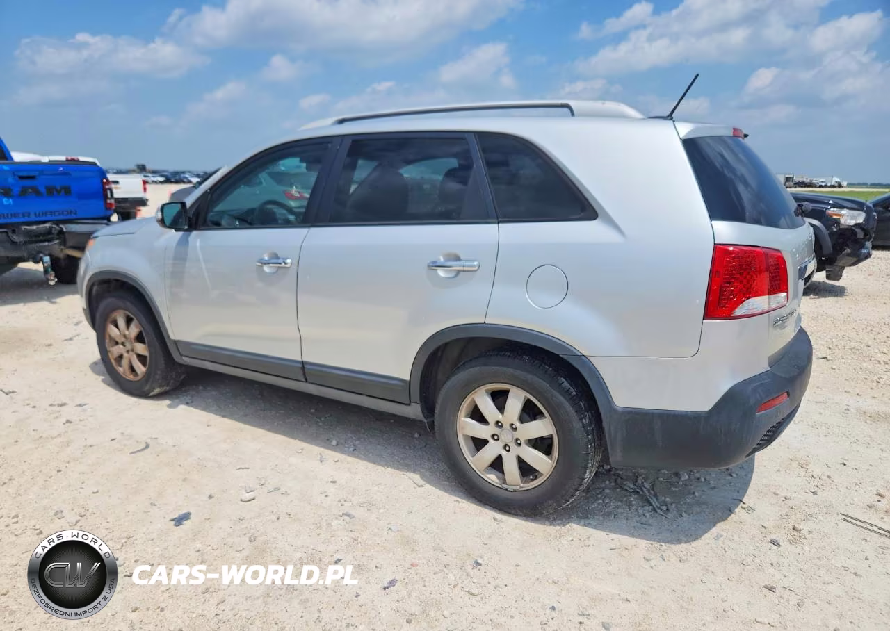 2013 Kia Sorento Lx VIN:5XYKT3A63DG364577 - 2