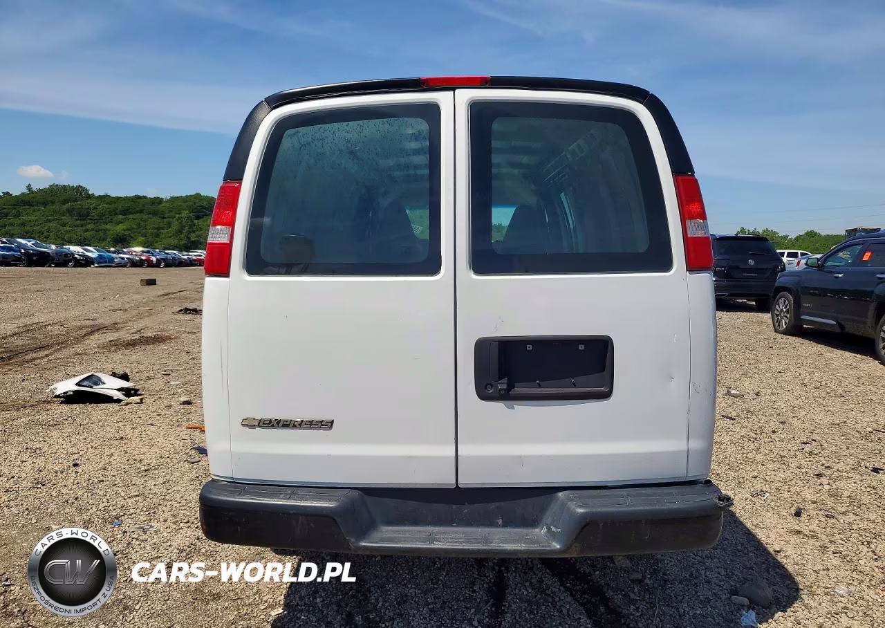 2020 Chevrolet Express G2500 VIN:1GCWGBFG2L1155699 - 6