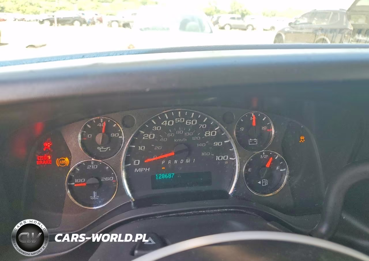 2020 Chevrolet Express G2500 VIN:1GCWGBFG2L1155699 - 9