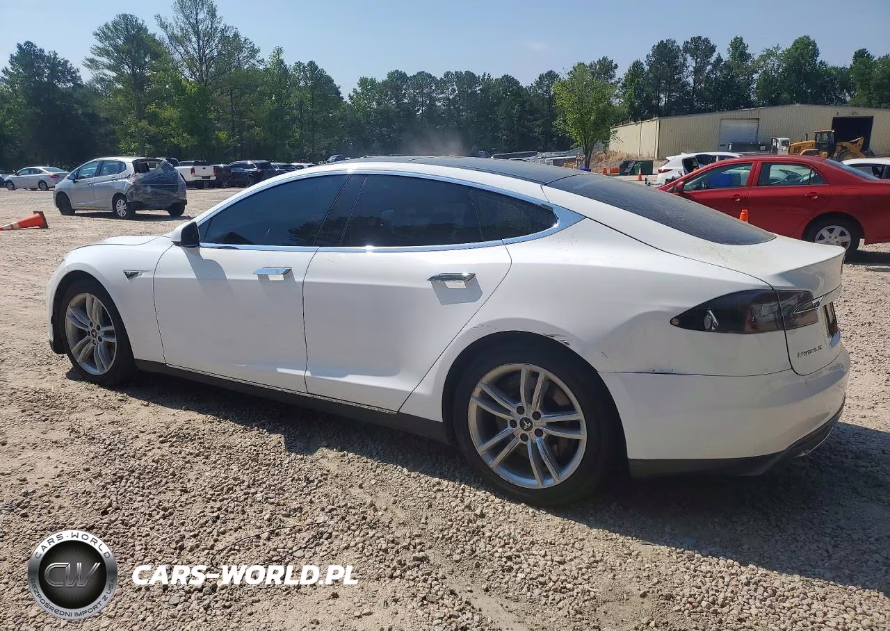 2013 Tesla Model S VIN:5YJSA1AC0DFP10947 - 2