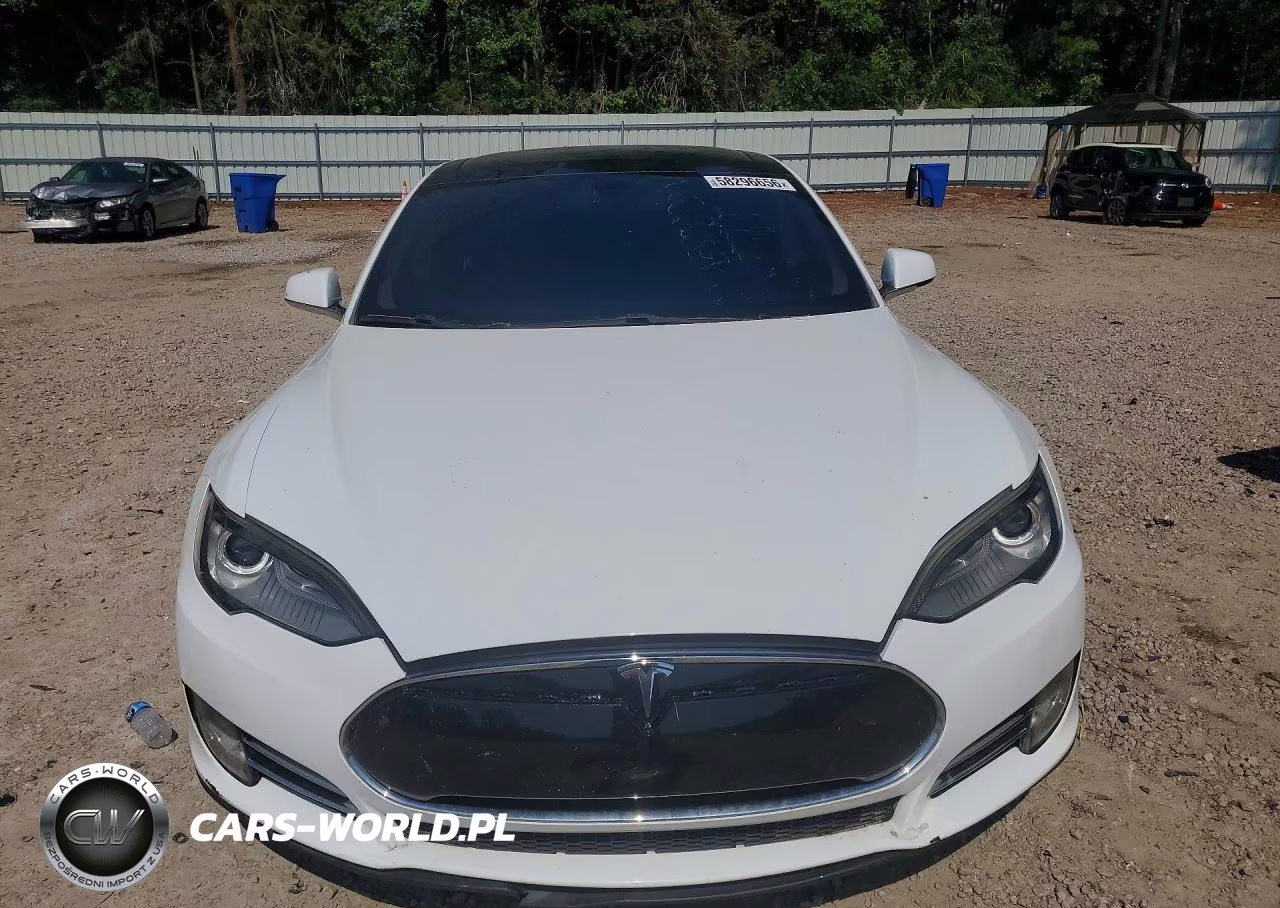 2013 Tesla Model S VIN:5YJSA1AC0DFP10947 - 5