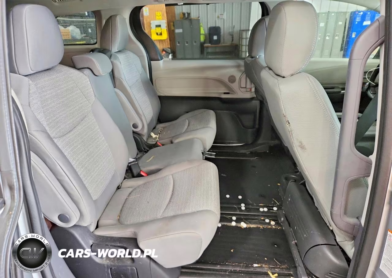 2022 Toyota Sienna Le VIN:5TDKSKFC6NS069389 - 11