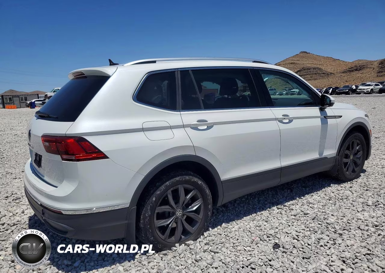2023 Volks Tiguan VIN:3VV3B7AX4PM022779 - 3