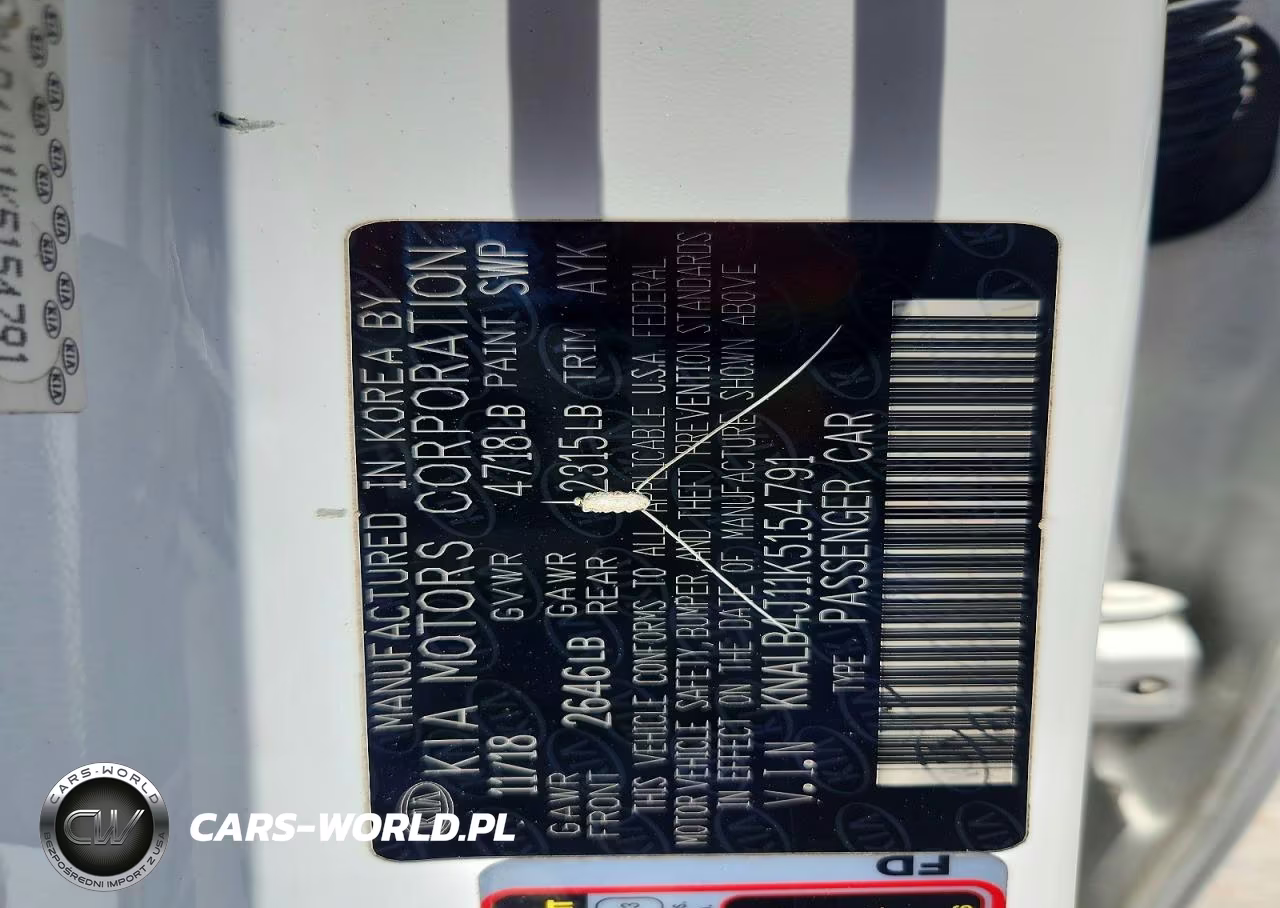 2019 Kia Cadenza Premium VIN:KNALB4J11K5154791 - 13