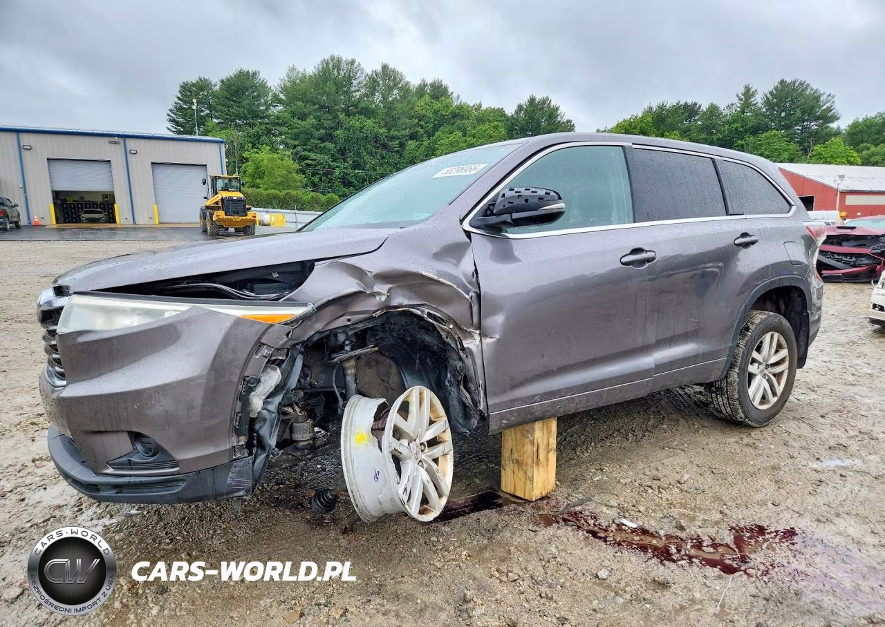 2015 Toyota Highlander Le – zdjęcie 1 z 13