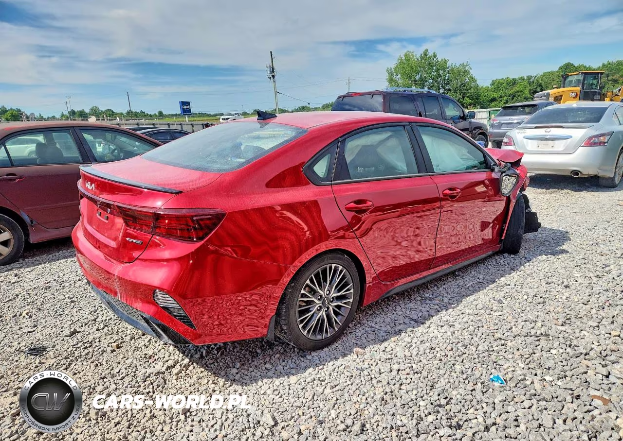 2024 Kia Forte Gt Line VIN:3KPF54AD1RE749740 - 3