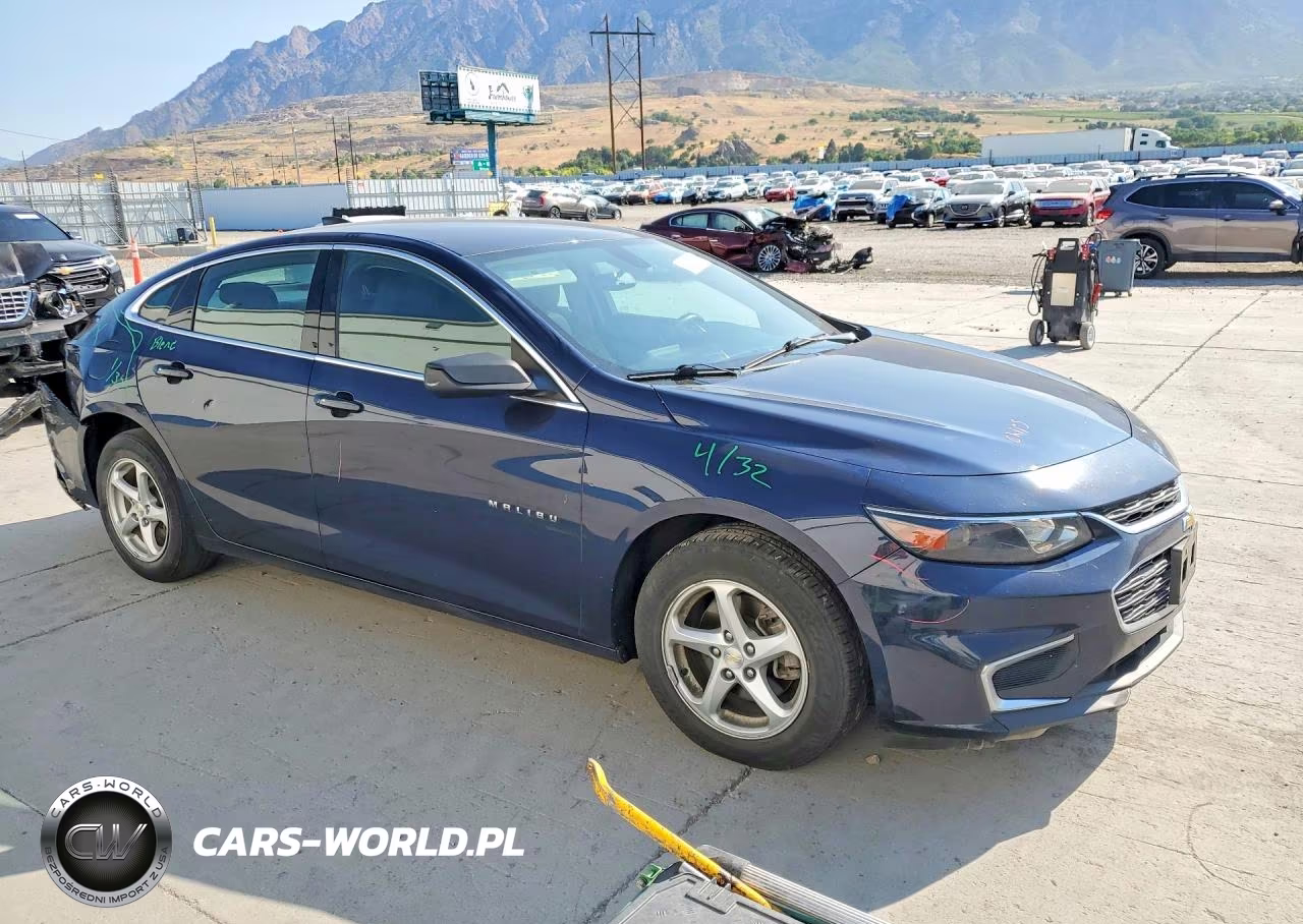 2017 Chevrolet Malibu Ls VIN:1G1ZB5ST4HF143542 - 4