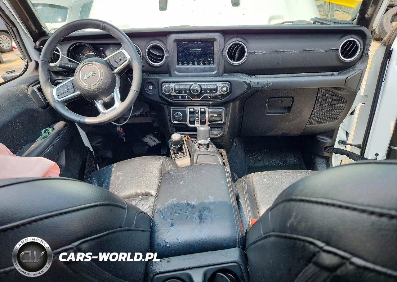 2018 Jeep Wrangler Unlimited Sahara VIN:1C4HJXEN7JW328690 - 8