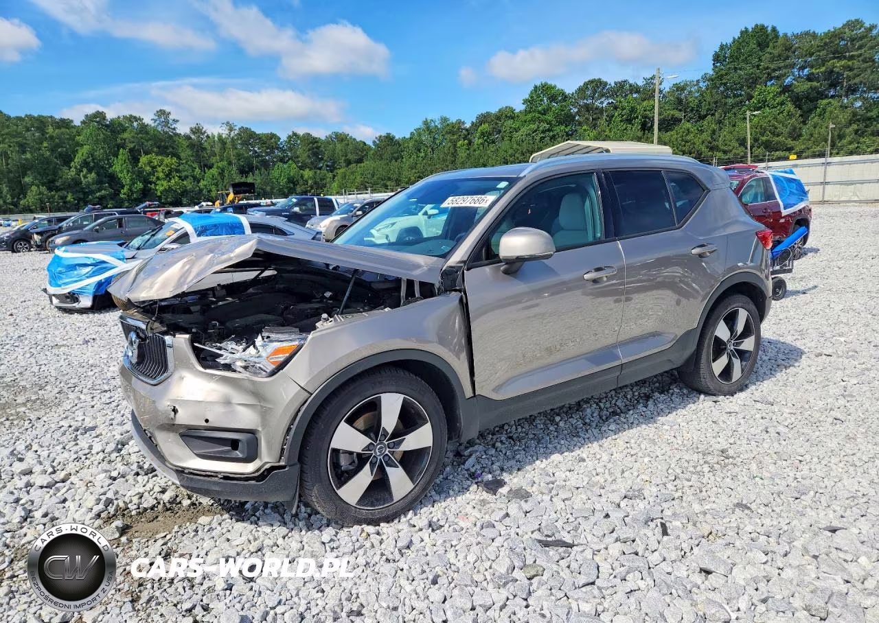 2022 Volvo Xc40 T4 Momentum