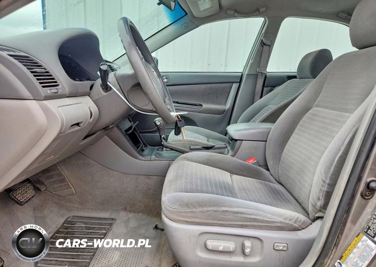 2005 Toyota Camry Le VIN:4T1BE30K55U945325 - 7