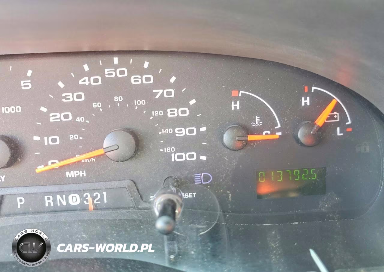 2007 Ford Econoline E350 Super Duty Van VIN:1FDSS34PX7DA92213 - 9