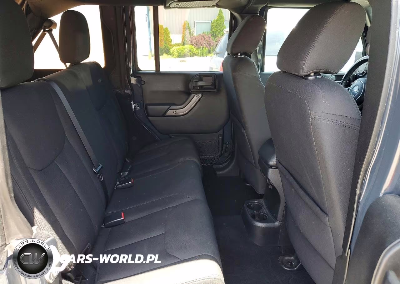 2016 Jeep Wrangler Unlimited Sport VIN:1C4BJWDG6GL270407 - 11