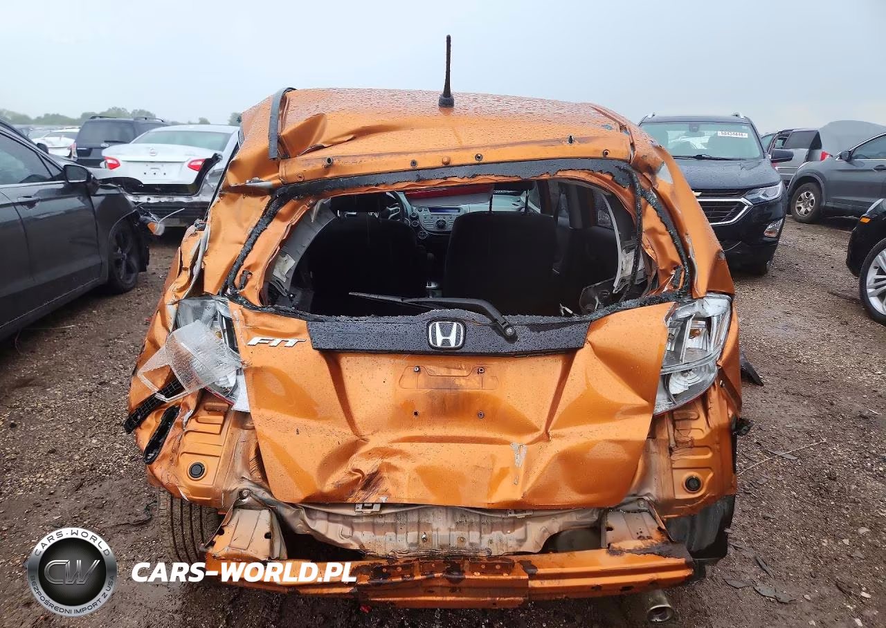 2010 Honda Fit Sport VIN:JHMGE8H49AS006308 - 6