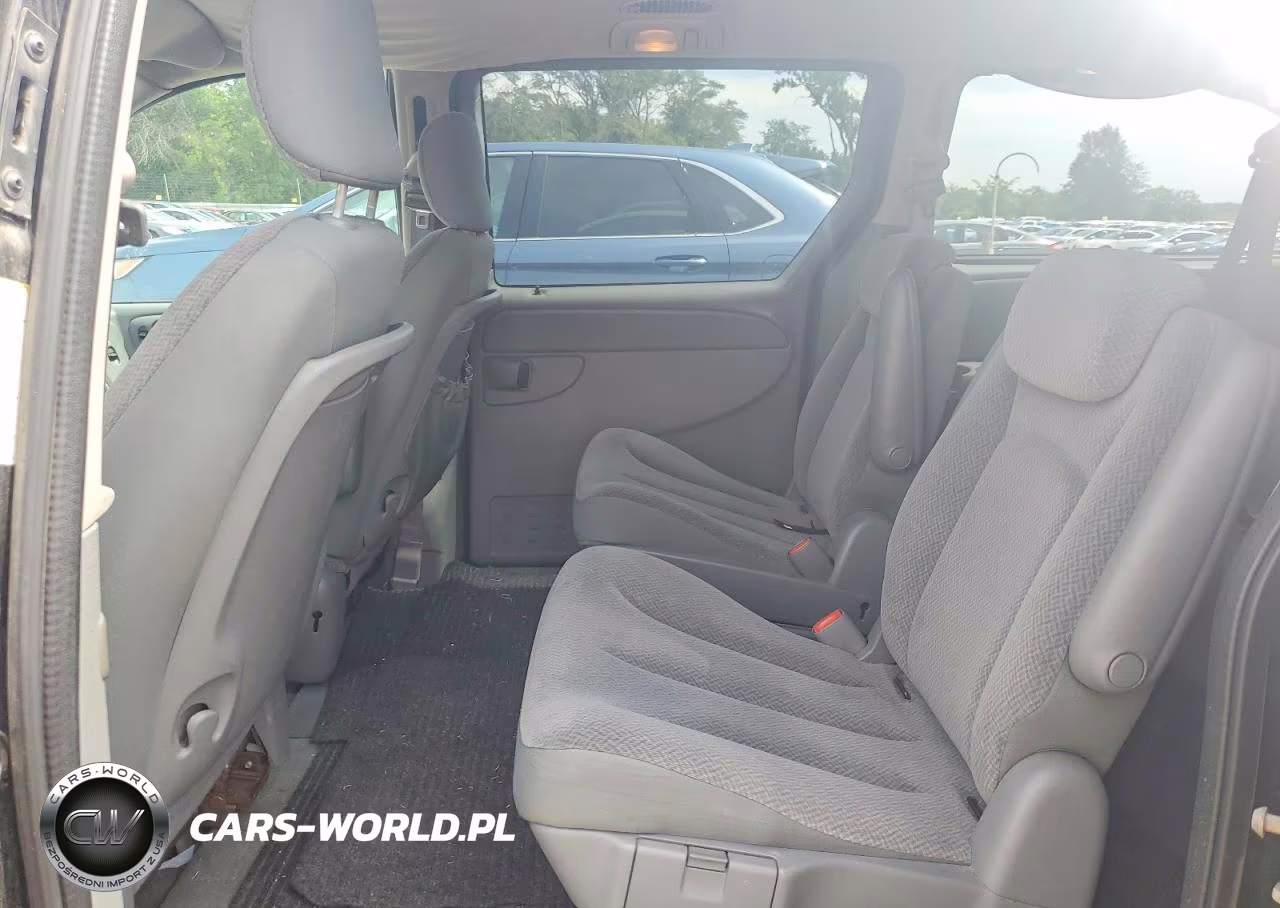 2005 Dodge Grand Caravan Sxt VIN:2D4GP44L55R219882 - 11
