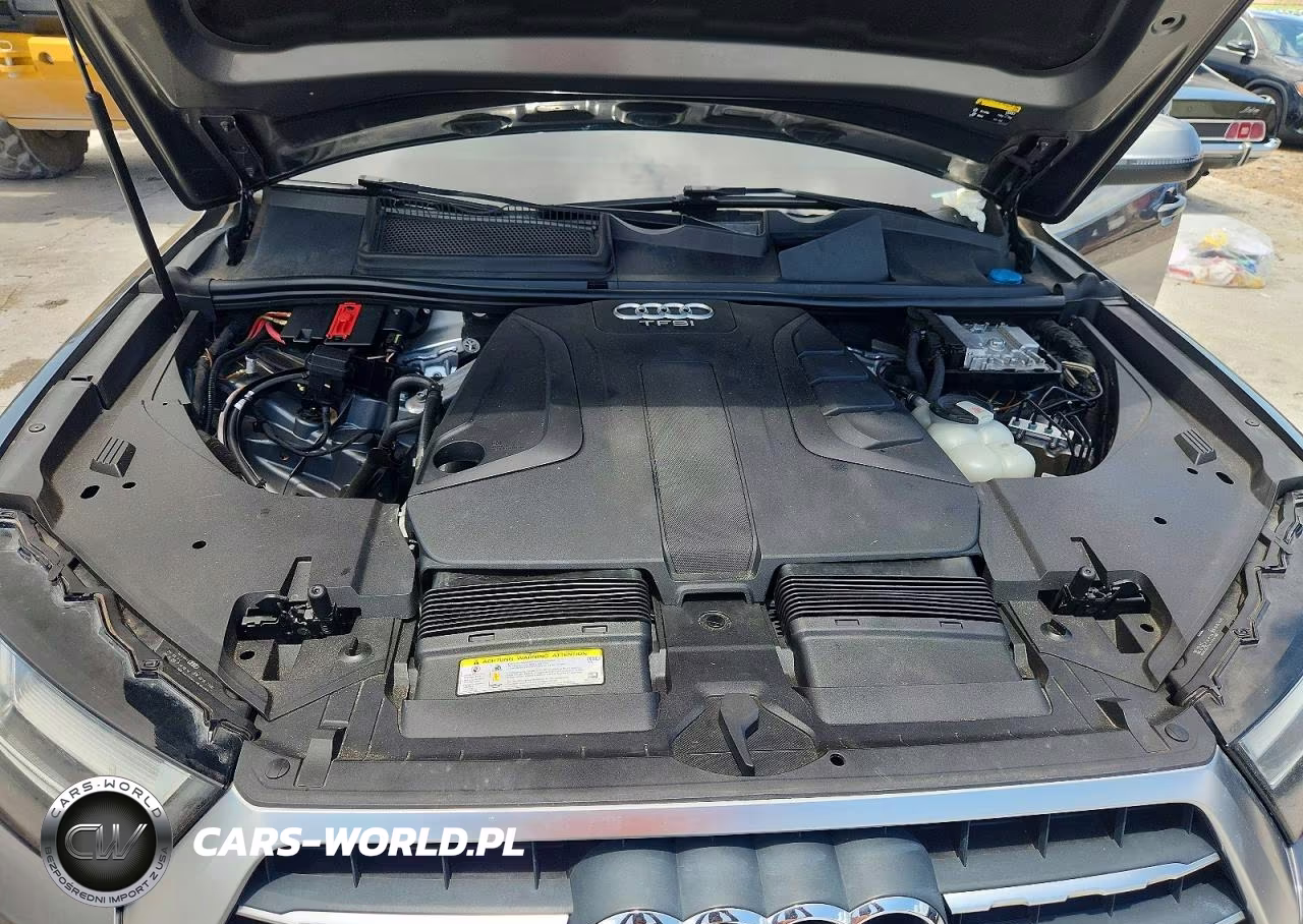 2018 Audi Q7 Premium Plus VIN:WA1LHAF77JD005183 - 12