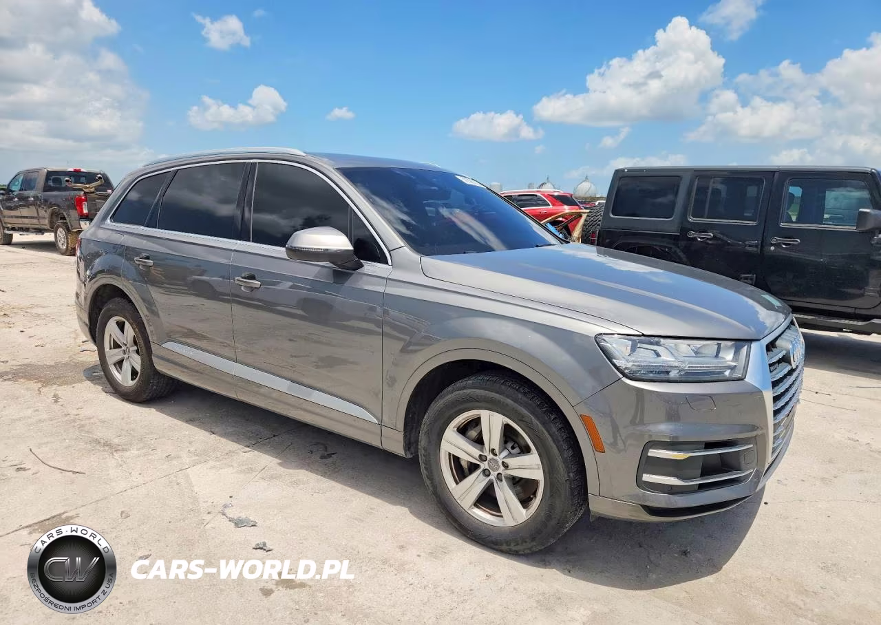 2018 Audi Q7 Premium Plus VIN:WA1LHAF77JD005183 - 4