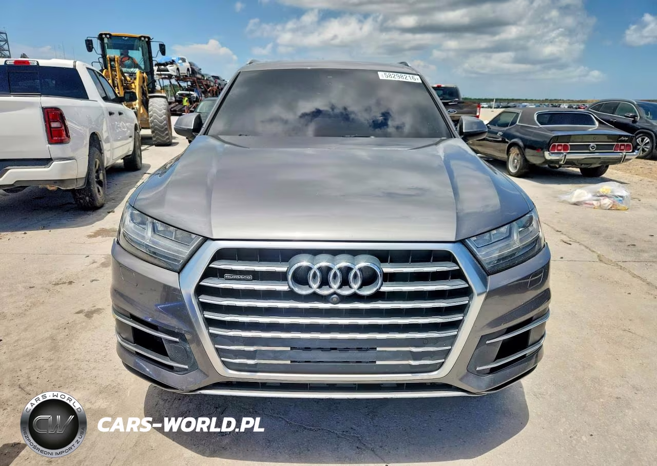2018 Audi Q7 Premium Plus VIN:WA1LHAF77JD005183 - 5