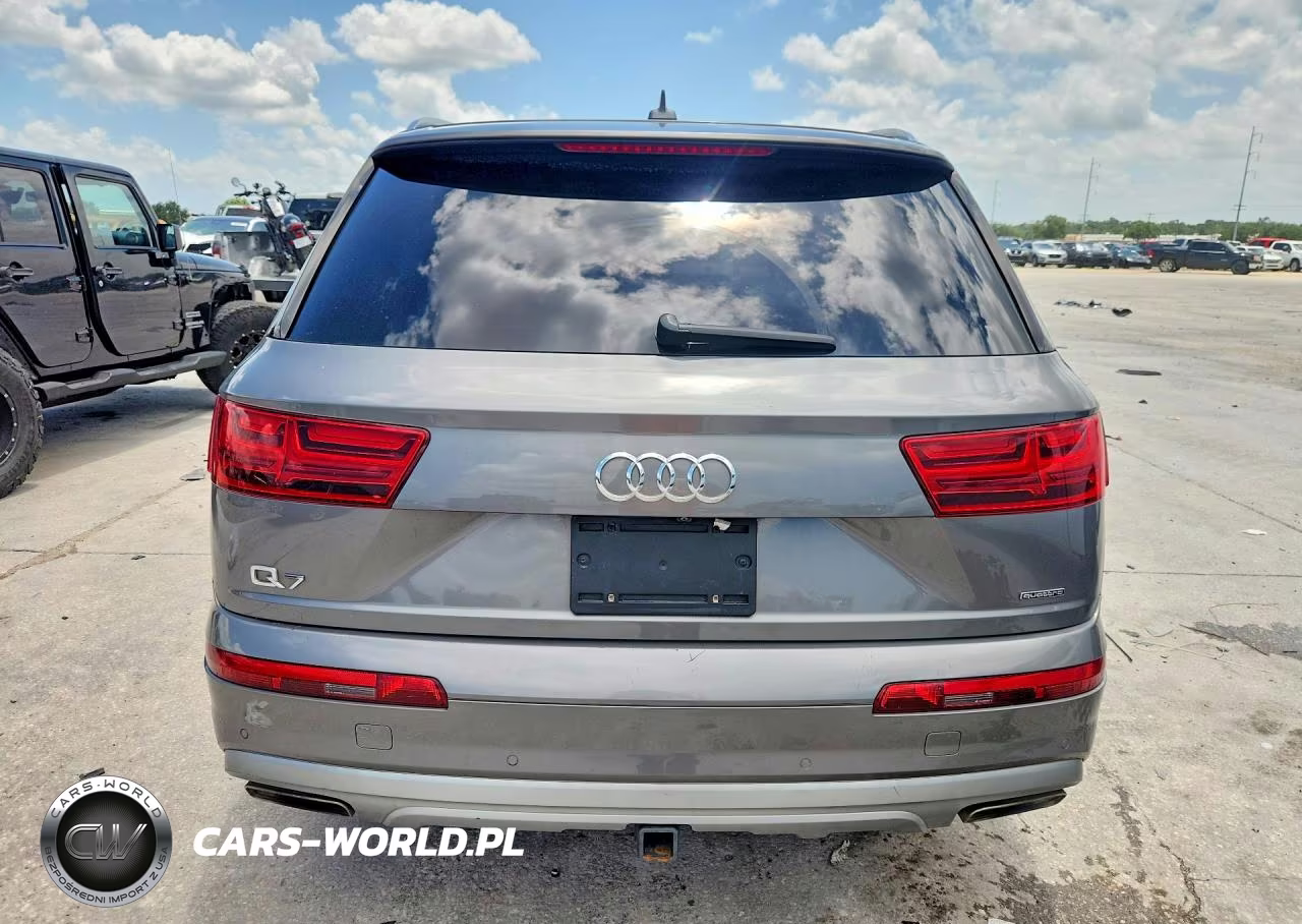 2018 Audi Q7 Premium Plus VIN:WA1LHAF77JD005183 - 6