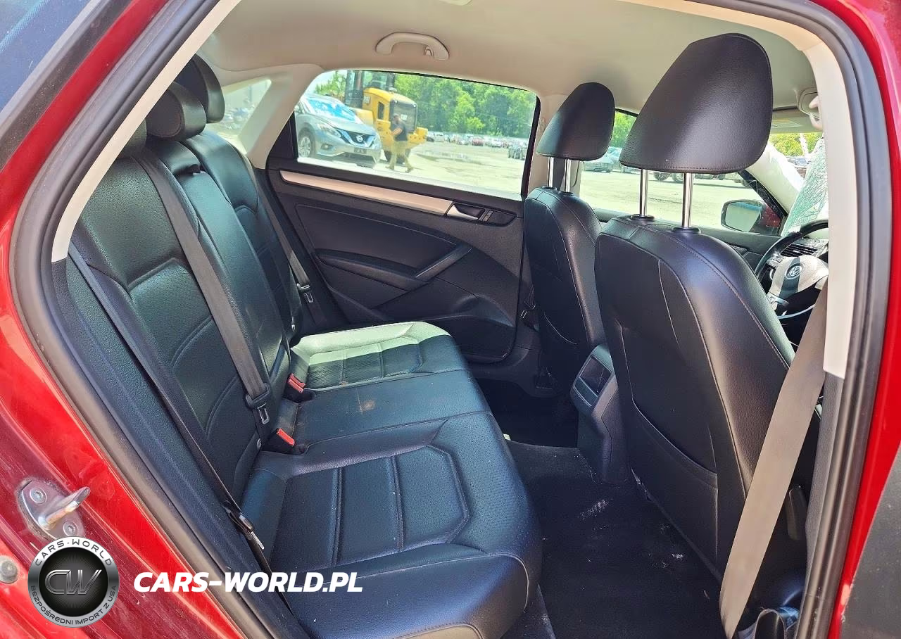 2015 Volkswagen Passat S VIN:1VWAT7A32FC080970 - 10